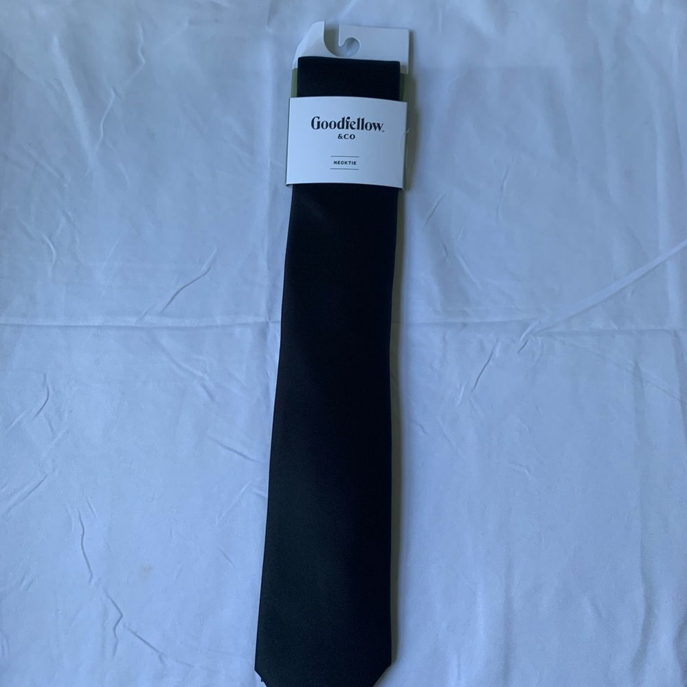 Goodfellow & Co Black Tie Causal Business Casual Mimimalist